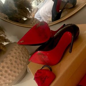 Red bottom So Kate